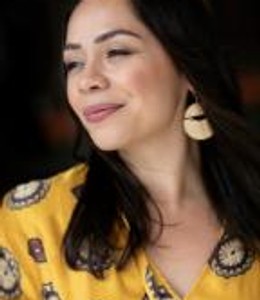 Tess Altiveros