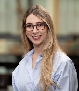 Sonja Lyon