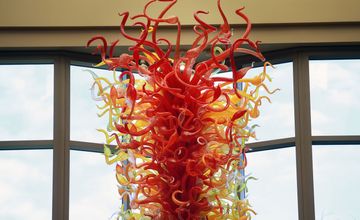 Chihuly glass sculpture