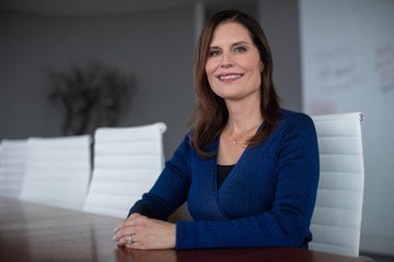Alumni Spotlight: Ana White, ‘95