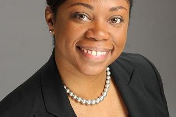 Lacaux, '07, Helps Prepare Student for Workforce
