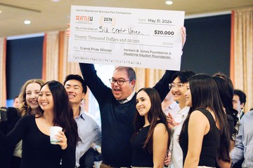 SU Credit Union Initiative Bags Top Prize at 2024 Harriet Stephenson Business Plan Competition