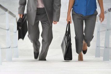Professional MBA vs. Executive MBA: Which One is Right for You?