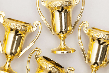Albers Team Wins Local Finals of CFA Institute Research Challenge