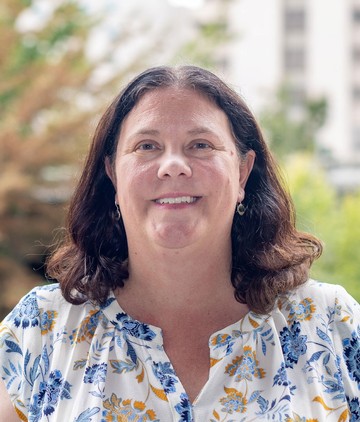 Marya Gould Headshot