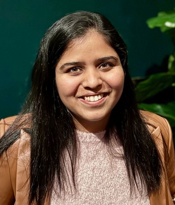 Ritika Kanade Headshot