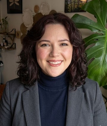 Clare Cruz