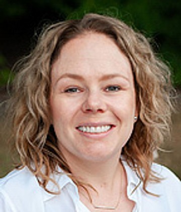Jessica Knapp Headshot