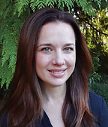 Julie Homchick Crowe Headshot