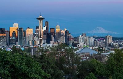 Seattle skyline at dusk