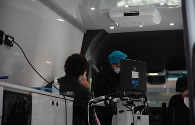 Testing inside the mobile lab