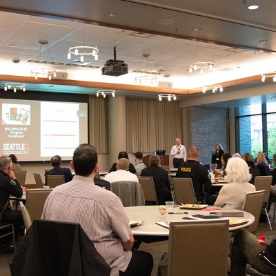 Chair Matt Hickman addresses committee members