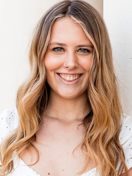 Makenna Ronning Headshot