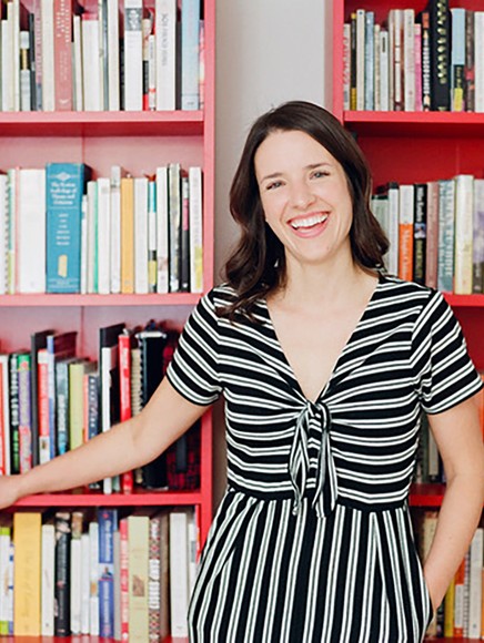 Lauren Shea headshot