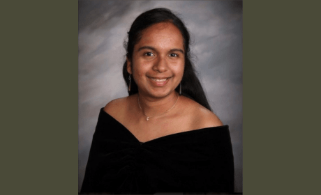 Headshot of Divya smiling
