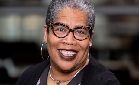 Cynthia Dillard Headshot