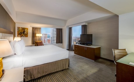 A hotel room in Crown Plaza