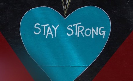 Heart with the word stay strong