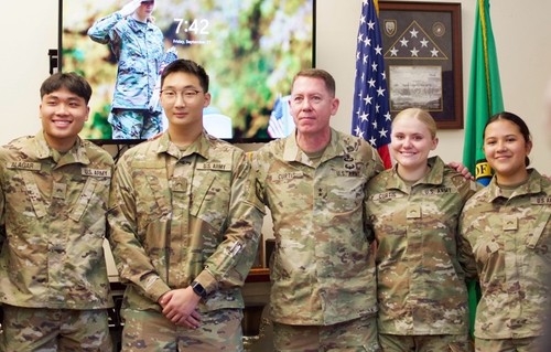 COL Curtis and newly contracted Cadets