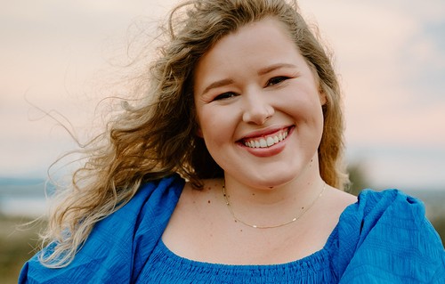Allie Ash smiling headshot