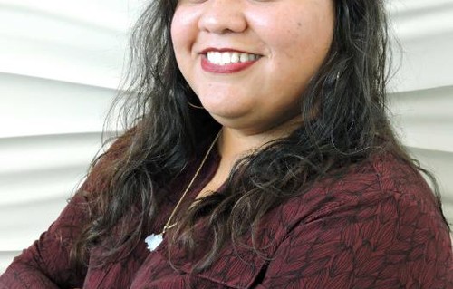 Paula Carvalho Headshot