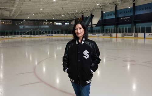 Mari Horita on ice
