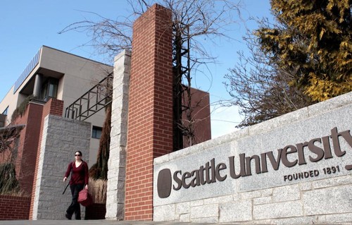 Exterior shot of SU.