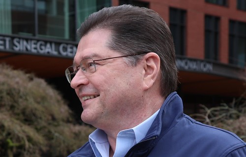 Side view of Mark Pinkowski former Wells Fargo CEO