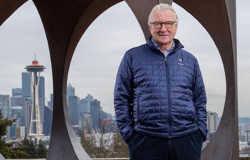 A photo in downtown Seattle featuring Tom Roach.