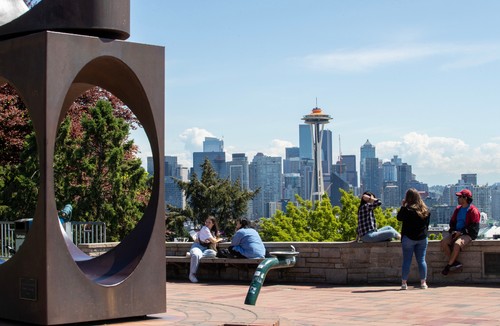 Seattle skyline view from Kerry Park